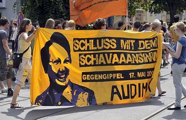 Für eine bessere Bildung – Protestaktion im Juni 2010 in Berlin Für eine bessere Bildung – Protestaktion im Juni 2010 in Berlin