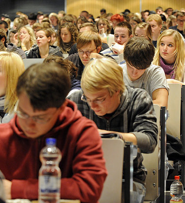 Friedrich-Schiller-Universität in Jena: Die Zahl der Erstsemeste...
