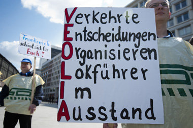 GDL-Protest vor der Konzernzentrale von Veolia am 5. Mai in Berl...