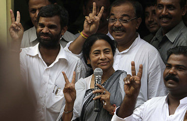 Mamata Banerjee will nun in Westbengalen alles besser machen