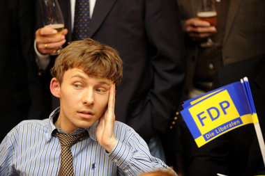 Feierstimmung wollte bei der Wahlparty der FDP nach Bekanntgabe ... Feierstimmung wollte bei der Wahlparty der FDP nach Bekanntgabe ...