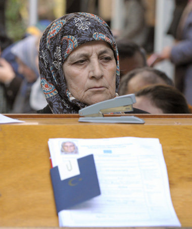 Einreise mit Hindernissen: Visastelle im deutschen Generalkonsul...