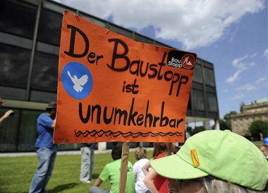Protest in der Bannmeile vor dem Landtag in Stuttgart am 24. Mai