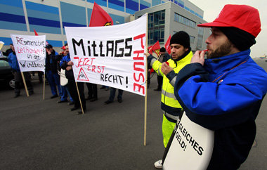 IG-Metall-Aktionstag gegen Leiharbeit, vor dem Werk des Windkraf...