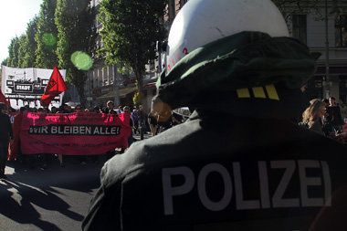 &raquo;Wir bleiben alle&laquo; &ndash; Demonstration gegen Gentr...