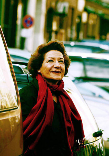 Rezmiye &Uuml;nal, eine der Portr&auml;tierten