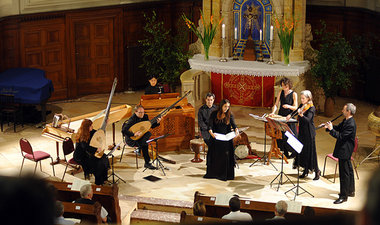 Das Ensemble L&rsquo;Arpeggiata und die Sopranistin Nuria Rial l...
