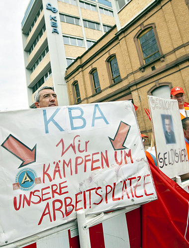 Protestkundgebung am Mittwoch in W&uuml;rzburg vor der KBA-Haupt...
