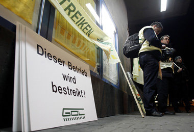Bei der »großen« Bahn ist die Tarifrunde berei... Bei der »großen« Bahn ist die Tarifrunde berei...