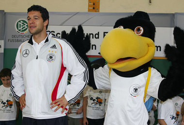 Was viele vergessen: Ballack (l.) wechselte zu FC Chelsea ablöse...