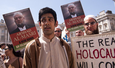 Gegen &raquo;Four Lions&laquo; wirkt der Film harmlos-naiv, soga...