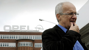 Ratlos: Opel-Betriebsrat Rainer Einenkel Ratlos: Opel-Betriebsrat Rainer Einenkel