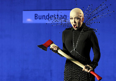K&ouml;nigin der Nacht in neuem U-Bahnhof (Darleen Ann Jobbisch,...