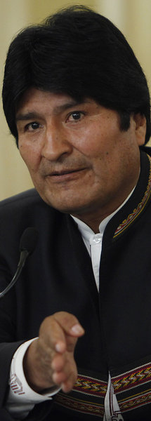 Evo Morales verteidigt die Demokratisierung der bolivianischen J...