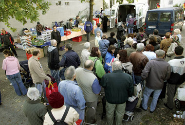 Viele in Armut lebende Menschen bevorzugen anonyme Hilfe: Lebens... Viele in Armut lebende Menschen bevorzugen anonyme Hilfe: Lebens...