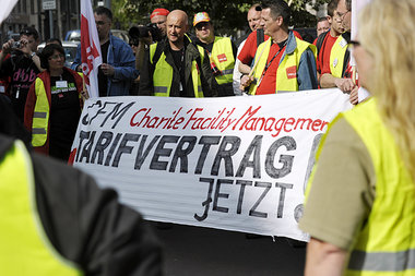 Kundgebung der CFM-Besch&auml;ftigten am 30.April in Berlin