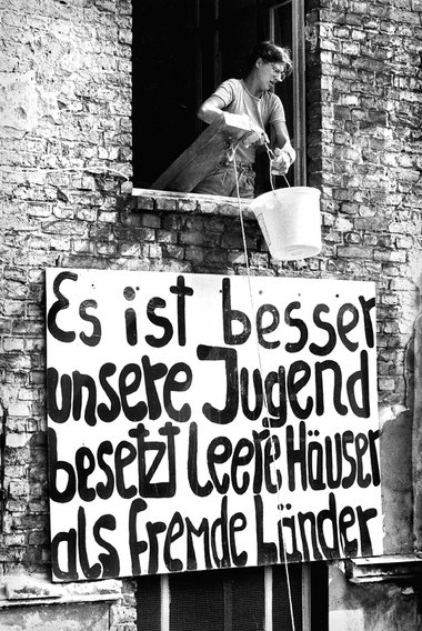 Transparent am Richardplatz, Neukölln, 8.6.1982