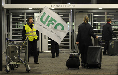 Wenn n&ouml;tig, wird auch gestreikt: UFO-Arbeitskampf am Frankf...