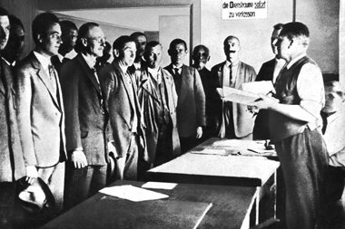Die M&auml;r von der &raquo;Volksgemeinschaft&laquo;: Im Arbeits...