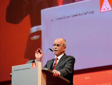 IG-Metall-Chef Berthold Huber in Karlsruhe