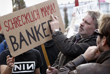 »We’re in this together«: »Occupy Vienna... »We’re in this together«: »Occupy Vienna...