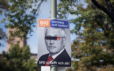 Wahlplakat der BIG-Partei zur Berliner Abgeordnetenhauswahl Mitt... Wahlplakat der BIG-Partei zur Berliner Abgeordnetenhauswahl Mitt...