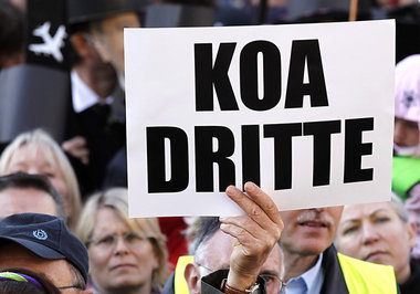 Heißt auf deutsch: »Keine dritte«. Protest geg... Heißt auf deutsch: »Keine dritte«. Protest geg...