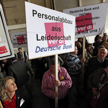 Betriebsversammlung der Postbank-Mitarbeiter in R&uuml;sselsheim...