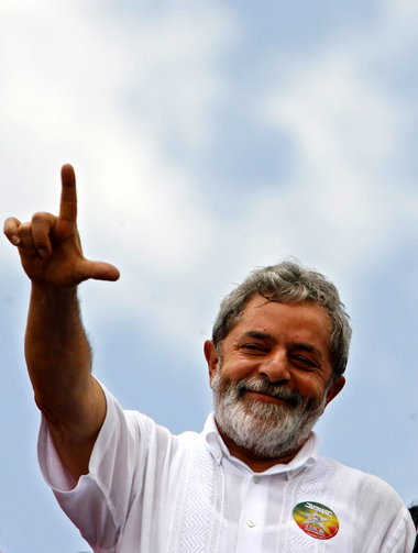 Zuversichtlich: Lula am Sonntag in Sao Paulo Zuversichtlich: Lula am Sonntag in Sao Paulo