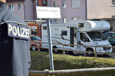 Die Überreste des Wohnmobils in Eisenach, in dem am Wochene... Die Überreste des Wohnmobils in Eisenach, in dem am Wochene...