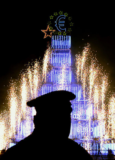 Aufbruchstimmung: Freudenfeuerwerk anl&auml;&szlig;lich der Einf...