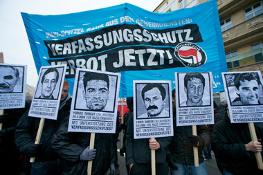 Erinnerung an die Opfer der Zwickauer Terrorzelle: Silvio-Meier-... Erinnerung an die Opfer der Zwickauer Terrorzelle: Silvio-Meier-...