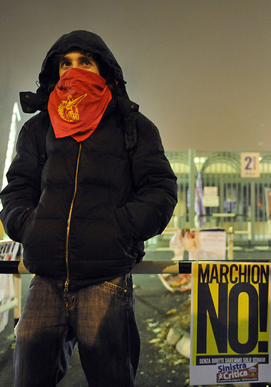 »Nein zu Marchionne«: Arbeiter protestiert in Turin ... »Nein zu Marchionne«: Arbeiter protestiert in Turin ...