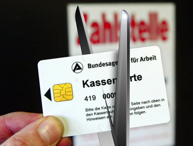 Wer nicht spurt, bekommt kein Geld