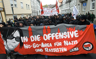 Massive Proteste gegen NPD-Kundgebung in Göttingen am Samstag