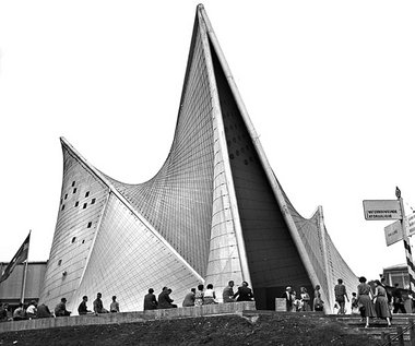 Architektur zum Tanzen: Le Corbusiers Pavillon zur Weltausstellu... Architektur zum Tanzen: Le Corbusiers Pavillon zur Weltausstellu...