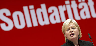 Linke-Chefin Gesine L&ouml;tzsch am 21. Oktober auf dem Erfurter...
