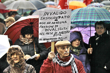 »Invalid und arbeitslos«: Die Streichorgie der itali... »Invalid und arbeitslos«: Die Streichorgie der itali...