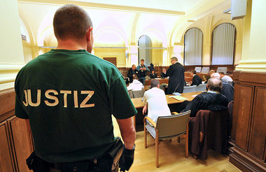 Erster Prozeßtag in Leipzig am 6. Dezember nach Mord an Ob... Erster Prozeßtag in Leipzig am 6. Dezember nach Mord an Ob...