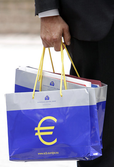 Alles eingetütet. Doch gelingt die Euro-Rettung wirklich? Alles eingetütet. Doch gelingt die Euro-Rettung wirklich?