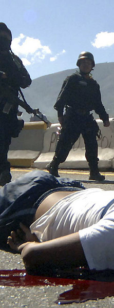 »Die Straße ist sauber«: Chilpancingo am Monta... »Die Straße ist sauber«: Chilpancingo am Monta...