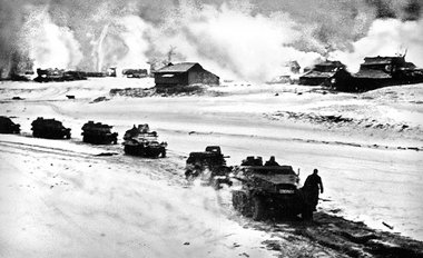 Gepanzerte deutsche Einheiten im Vormarsch auf Moskau. »Ge... Gepanzerte deutsche Einheiten im Vormarsch auf Moskau. »Ge...