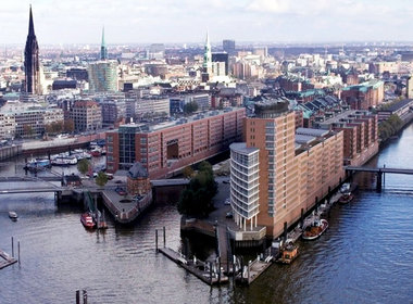 Hanseatic Trade Center – Symbol Hamburger Großmannssucht
