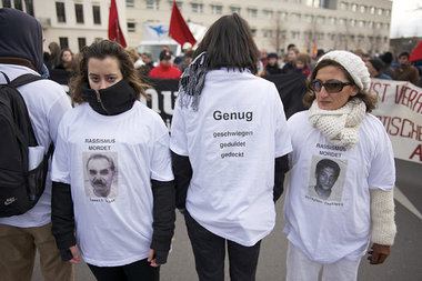 Berlin, 10. Dezember: Demonstration gegen Rassismus am Internati...