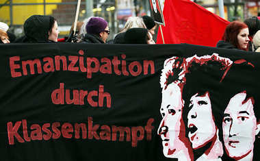 Demonstration zum Weltfrauentag 2011 in Berlin-Neukölln Demonstration zum Weltfrauentag 2011 in Berlin-Neukölln