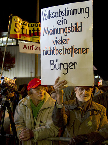 Montagsdemo von Projektgegnern, 28. November in Stuttgart