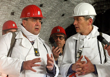Sigmar Gabriel (l.) am Mittwoch in der Asse – gemenisam mit BfS-...