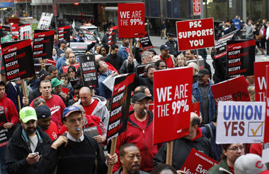 Solidarität: Beschäftigte des US-Konzerns Verizon unte... Solidarität: Beschäftigte des US-Konzerns Verizon unte...