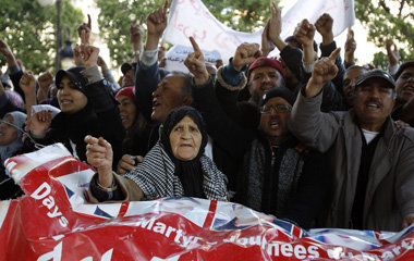 Tunesier protestieren erneut gegen Korruption (Tunis, 11.1.2012)