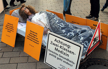 Das Klinikum mu&szlig; &ouml;ffentlich bleiben: Anti-Privatisier...